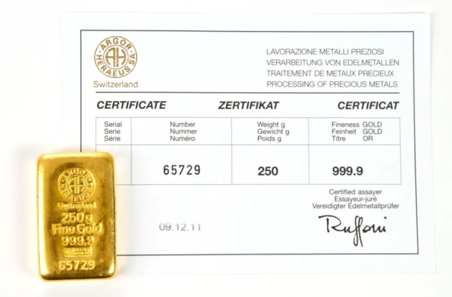 Investiční zlato - zlatý slitek 250g Argor Heraeus SA